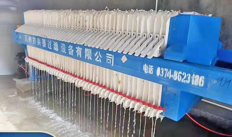 污泥壓濾機的濾布如何選擇?